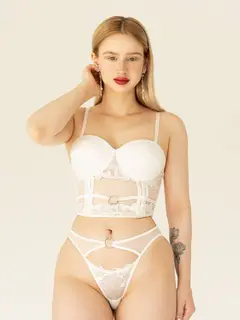 Ната escort in Kazan