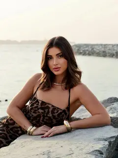 Нэнси escort in Kazan