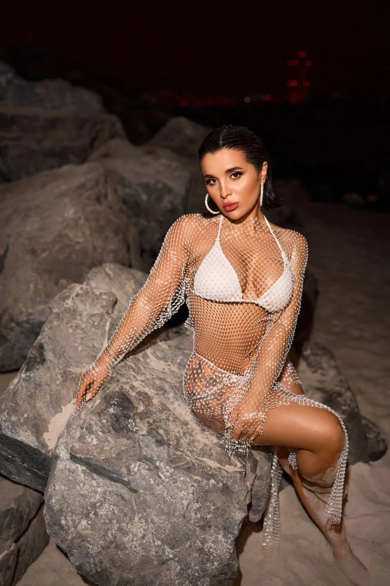 Несса escort in Kazan