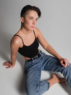 Сандра escort in Kazan