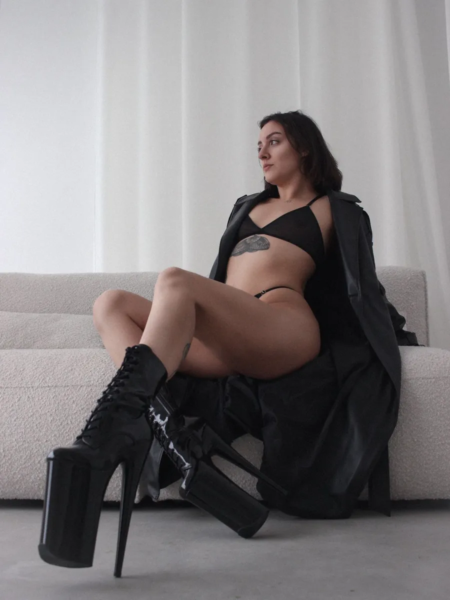 Шатни escort in Kazan