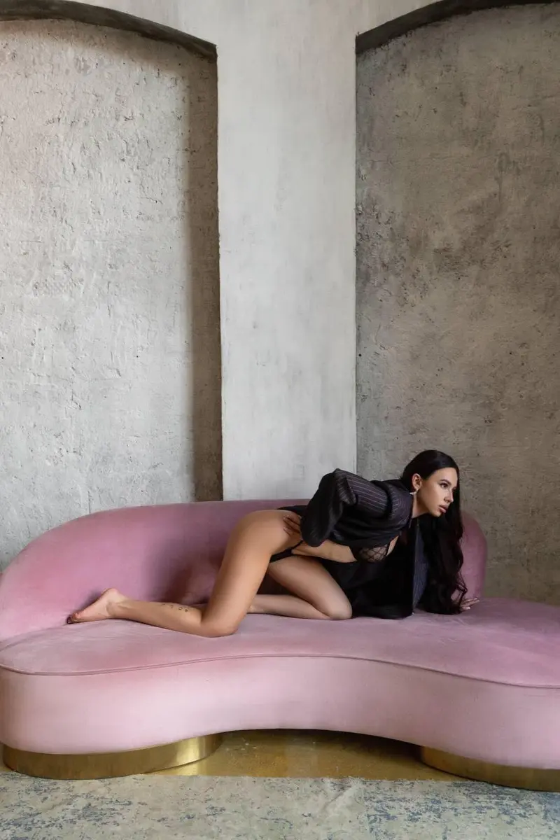 Теона escort in Kazan