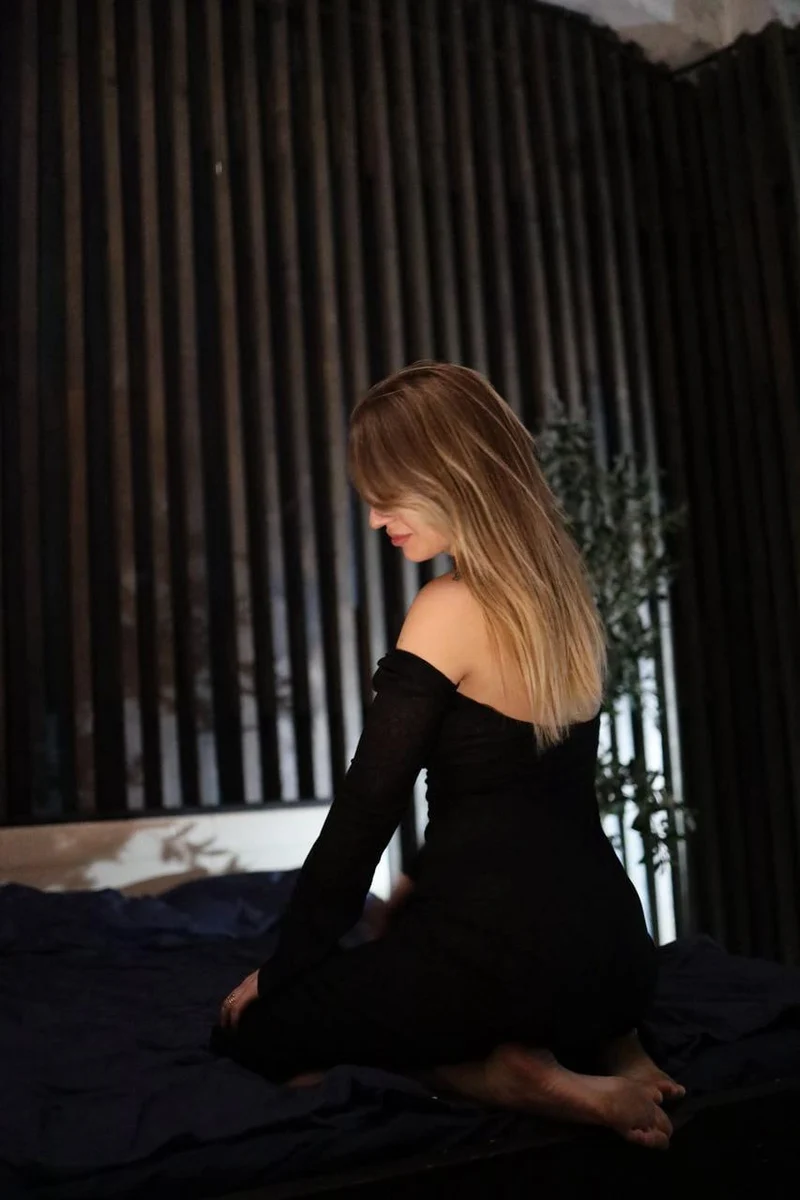 Теона escort in Kazan