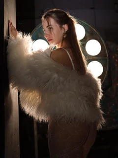 Теона escort in Kazan