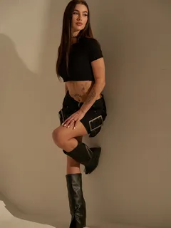 Ванесса escort in Kazan