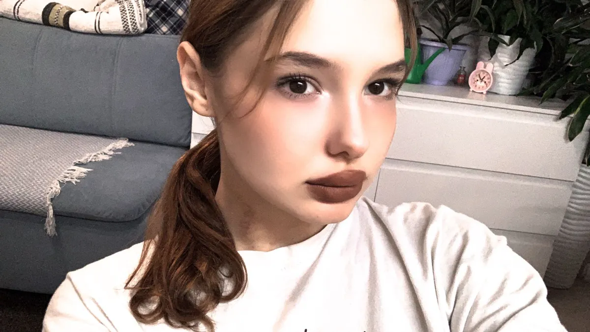 Зарина escort in Kazan