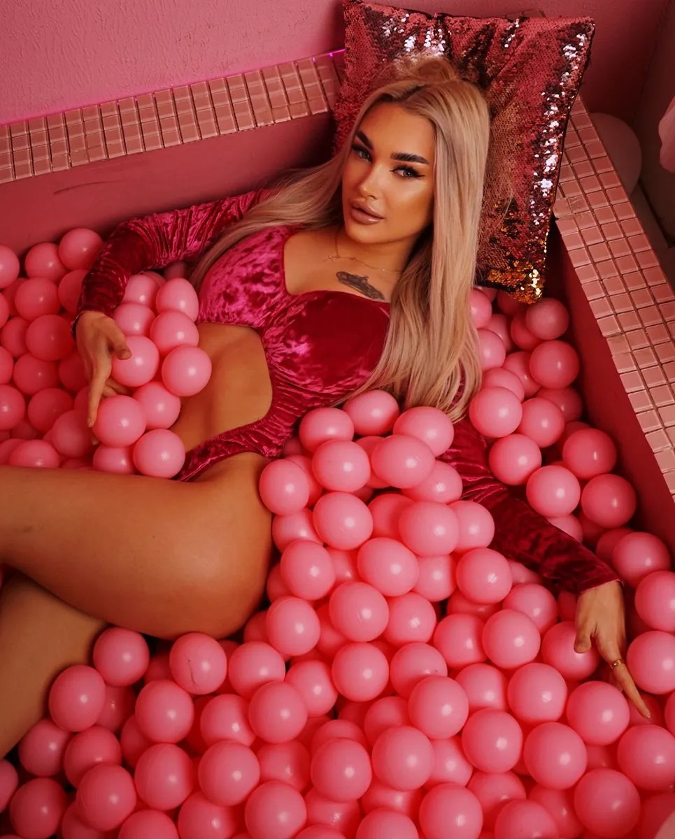 Златослава escort in Kazan