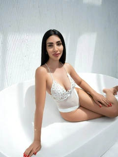 Зулия escort in Kazan